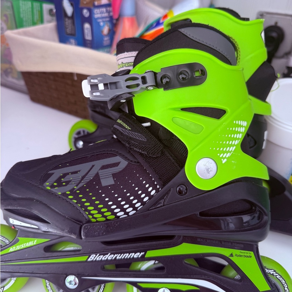 Kids Adjustable Inline Skates in Neon Green/Black